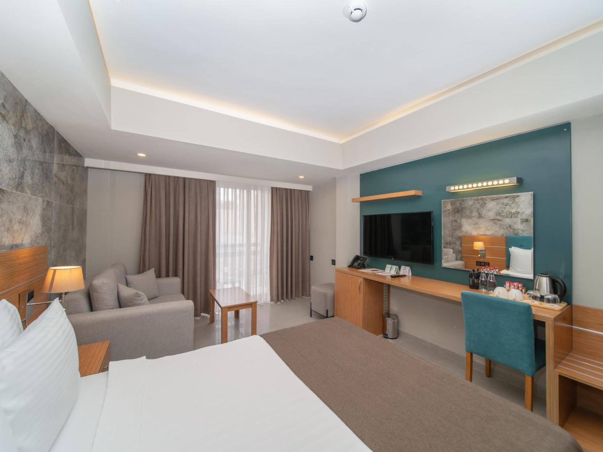 Ambrosia Hotel Beach & Spa Bitez Exterior photo