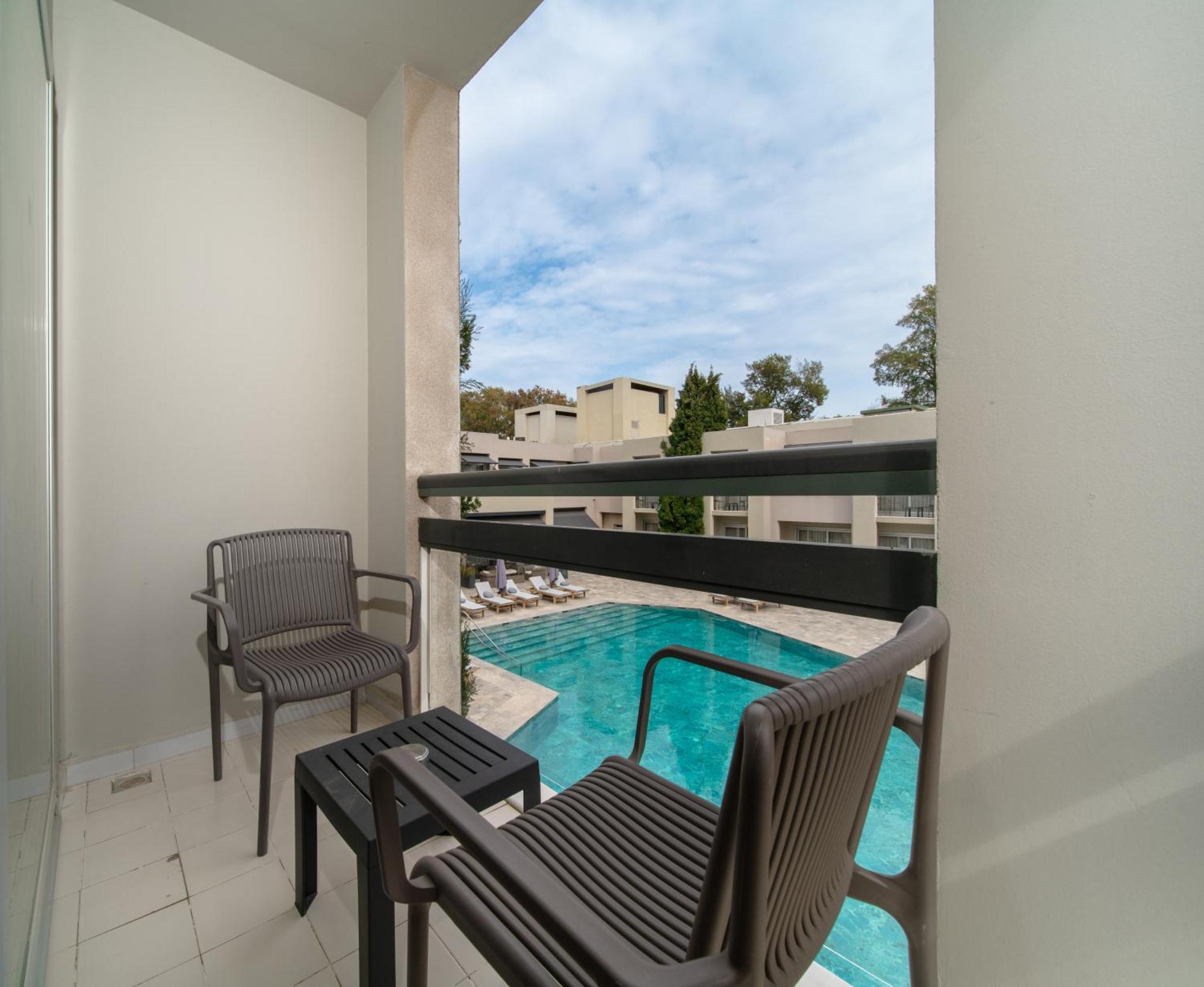 Ambrosia Hotel Beach & Spa Bitez Exterior photo